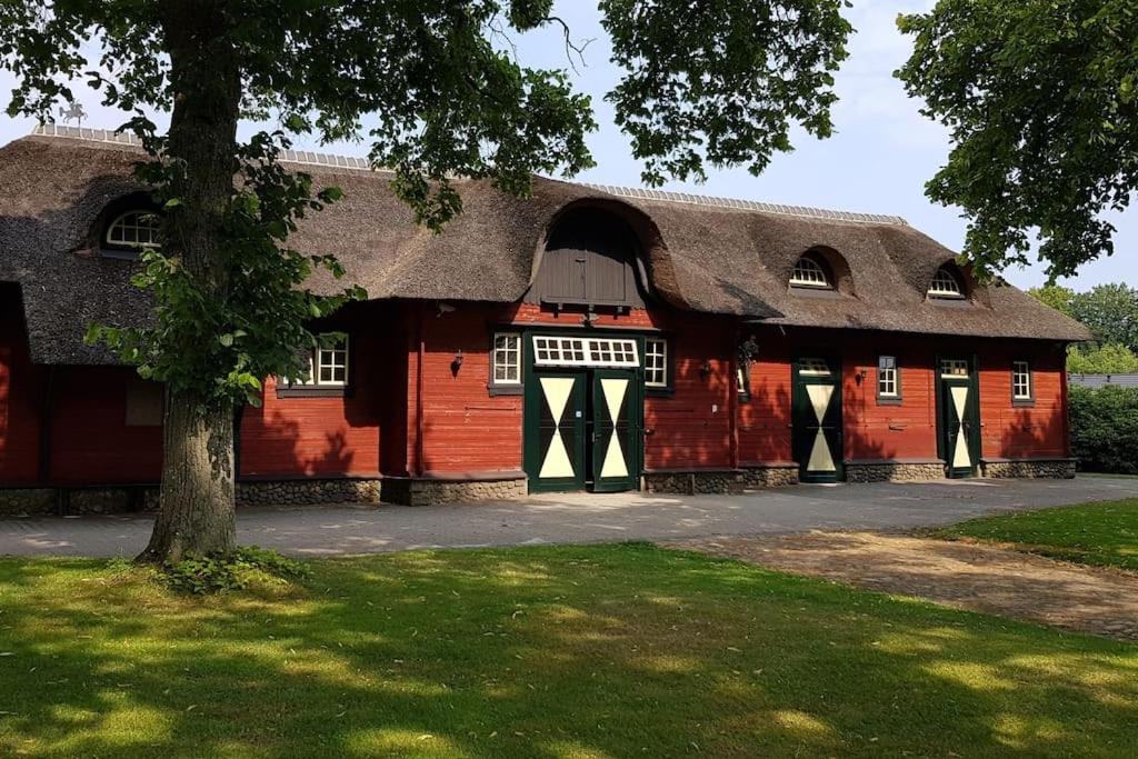 Chalet Pluk de Dag gezellig privacy rust en vlakbij Giethoorn - Housity