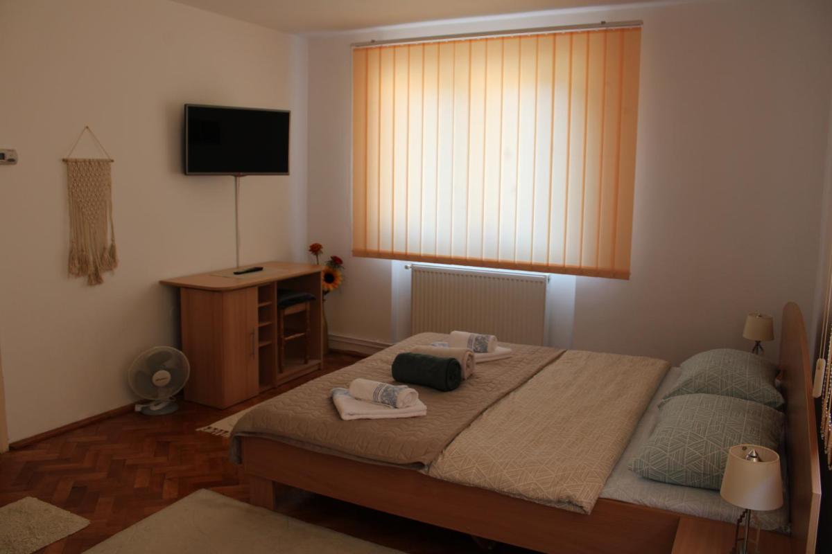 Apartment Brigitta - Housity