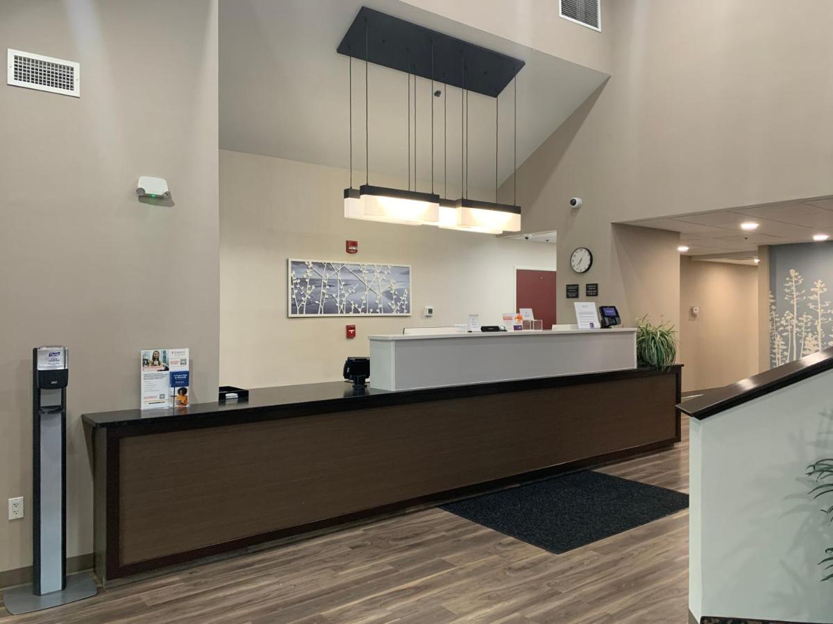 Sleep Inn & Suites - California - Lexington Park - Patuxent River Naval Air Station, Maryland - Housity