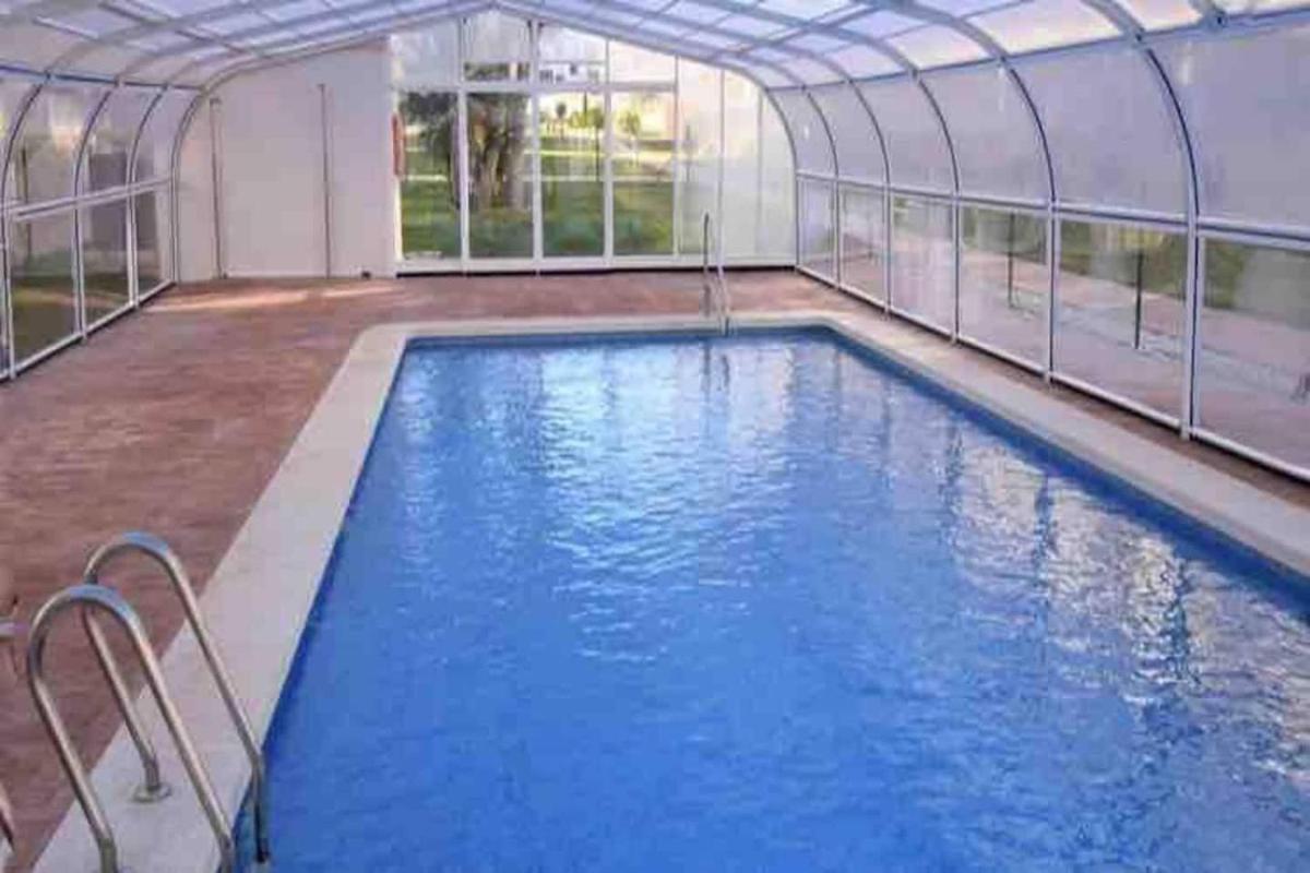 Stunning 2-Bed Apartment in nr Los Dolses - Housity