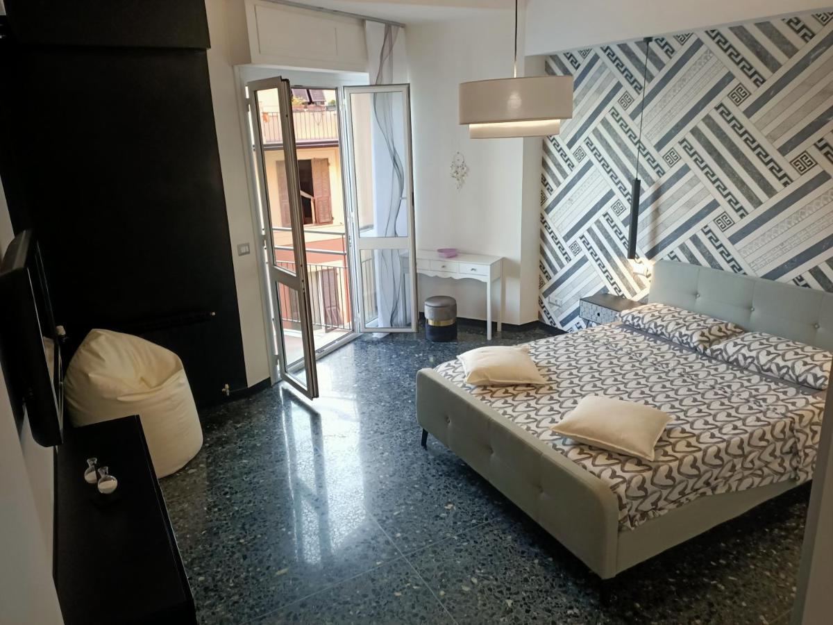 Casa di Noemi - Seafront with parking - Housity