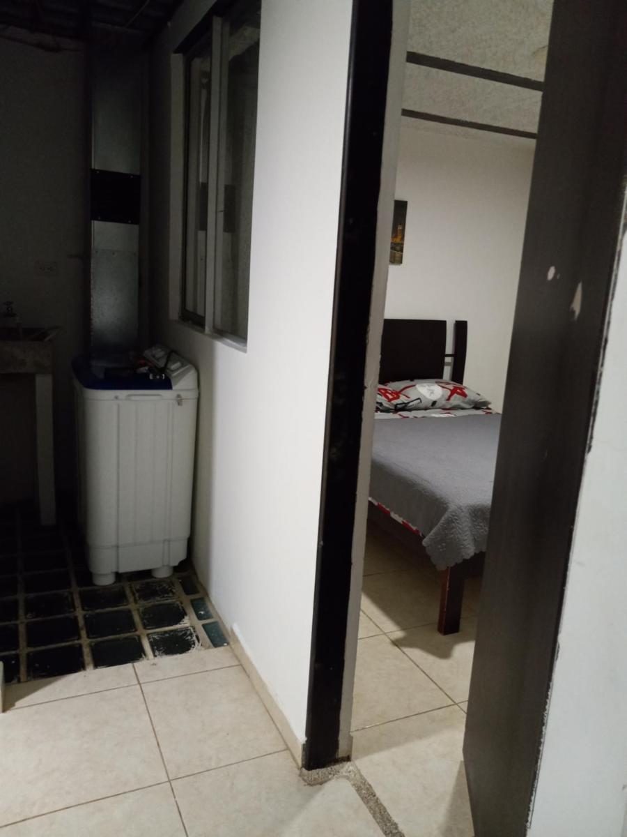 Apartamento CERCA AEROPUERTO, Fotos y huellas para visa americana, embajada EEUU - Housity