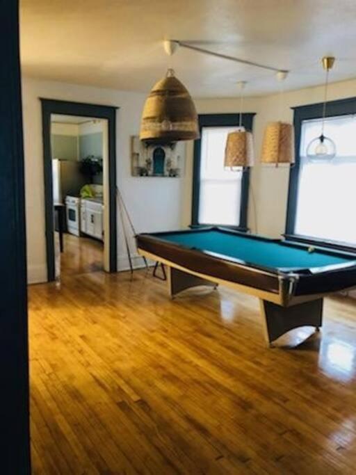 Cozy, enjoyable home ready for your stay. - Housity