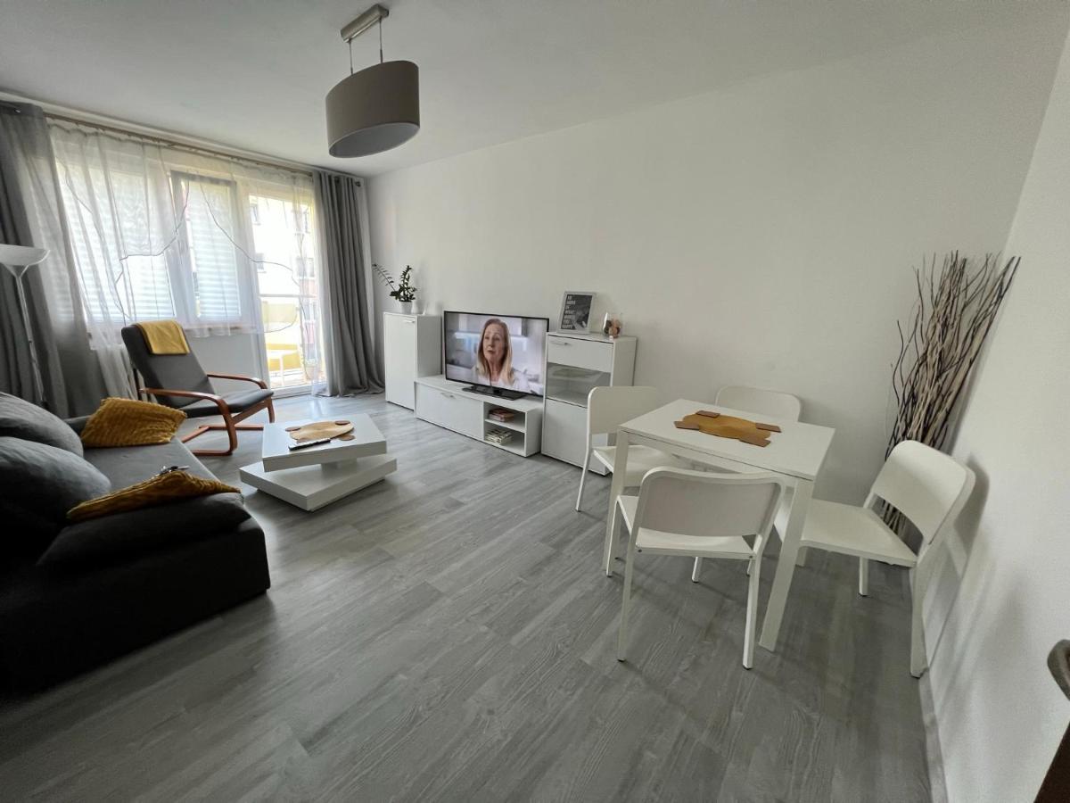 Apartament Królewska - Housity