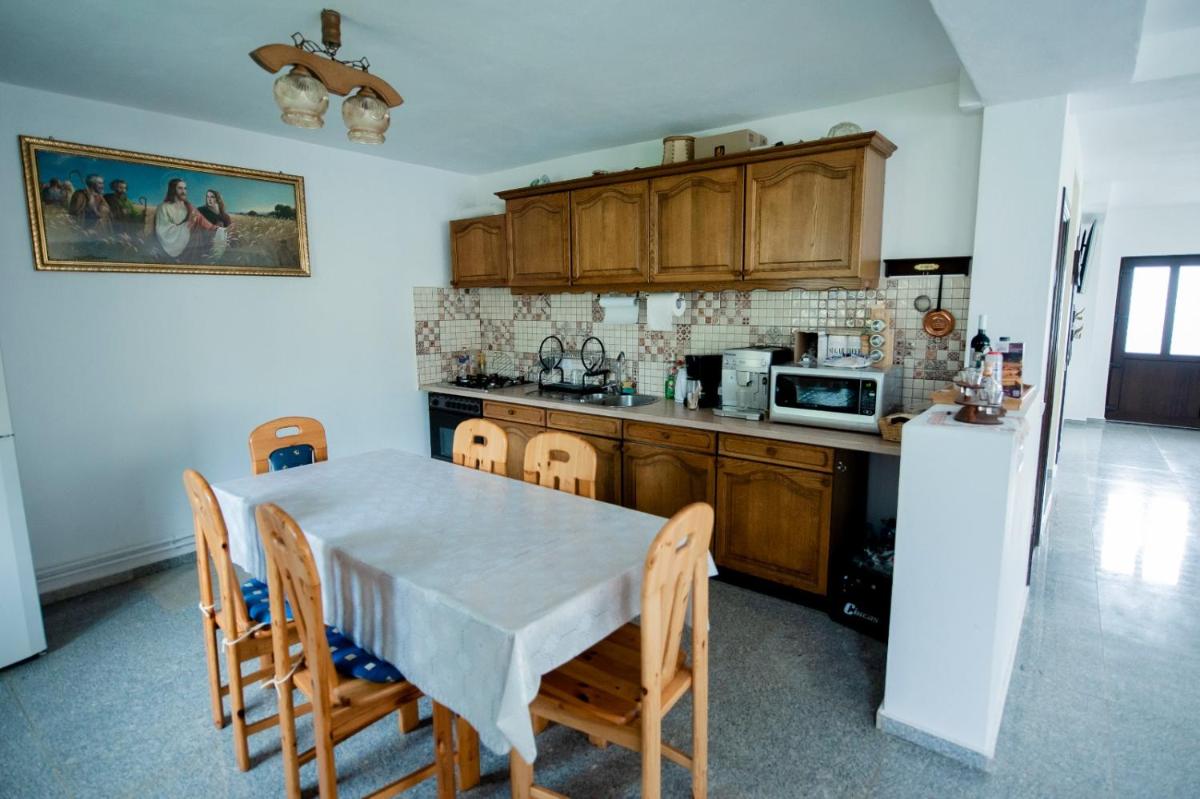 Pensiunea Natura Sadu - Housity