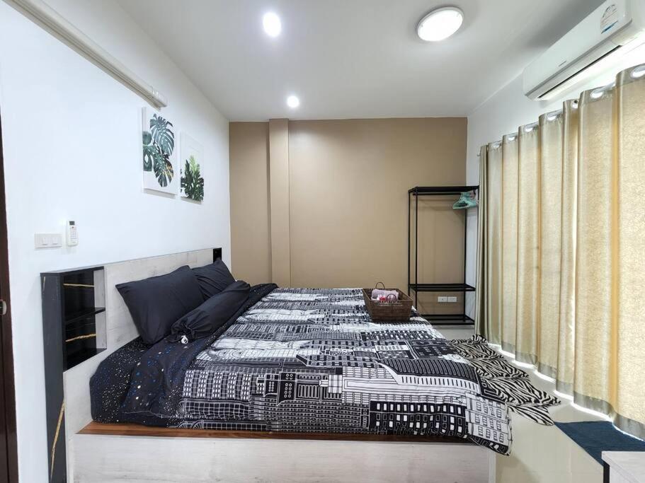 Boxsoon Nimman 3 # 4beds 4bahts - Housity