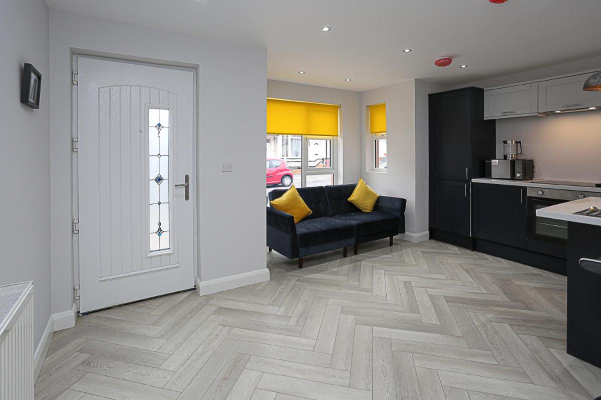 No1 Luxury Service Apartments - Housity