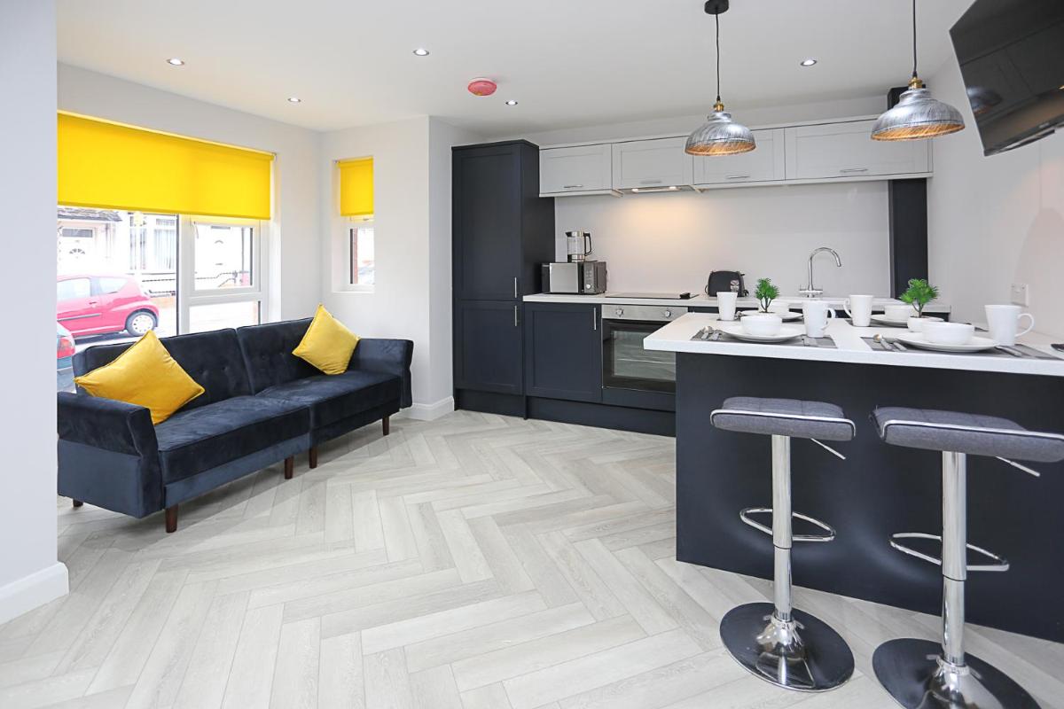 No1 Luxury Service Apartments - Housity