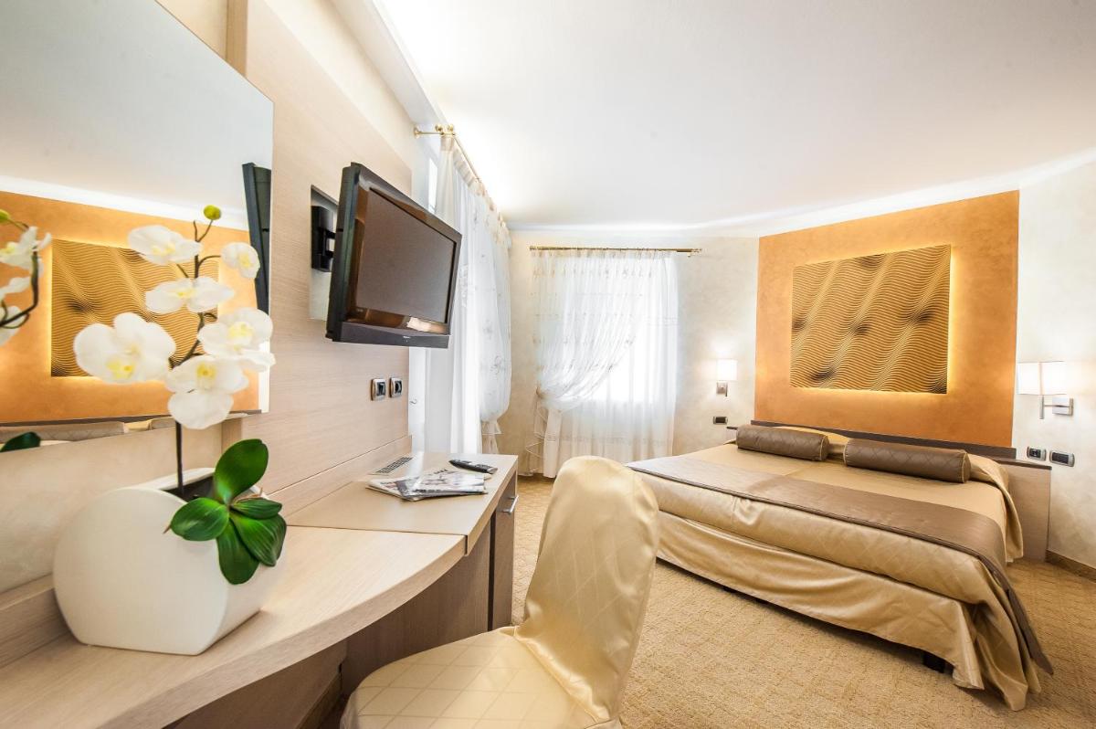 Hotel Trettenero - Housity