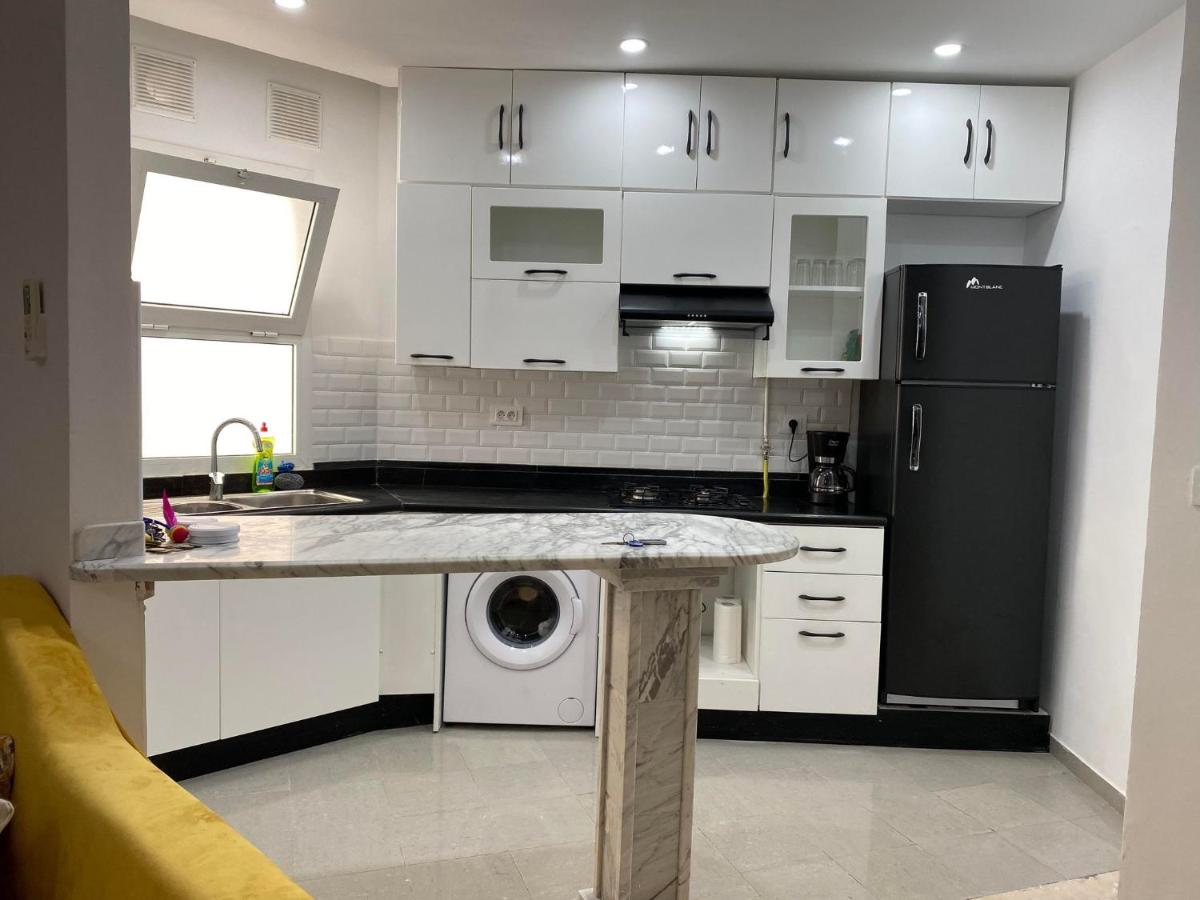 Lovely 1-bedroom rental unit with sea view - Housity