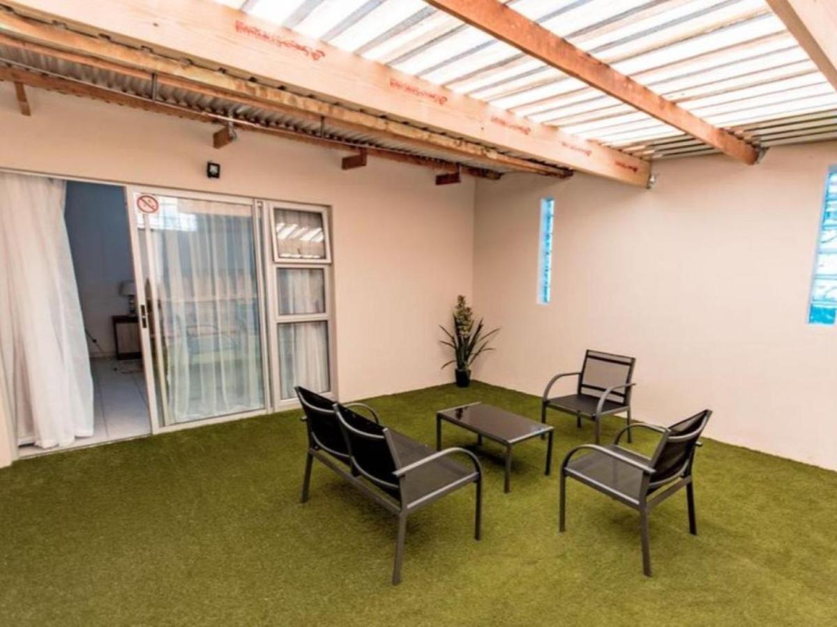 Meerkat Manor Self-Catering & Accommodation Windhoek - Housity
