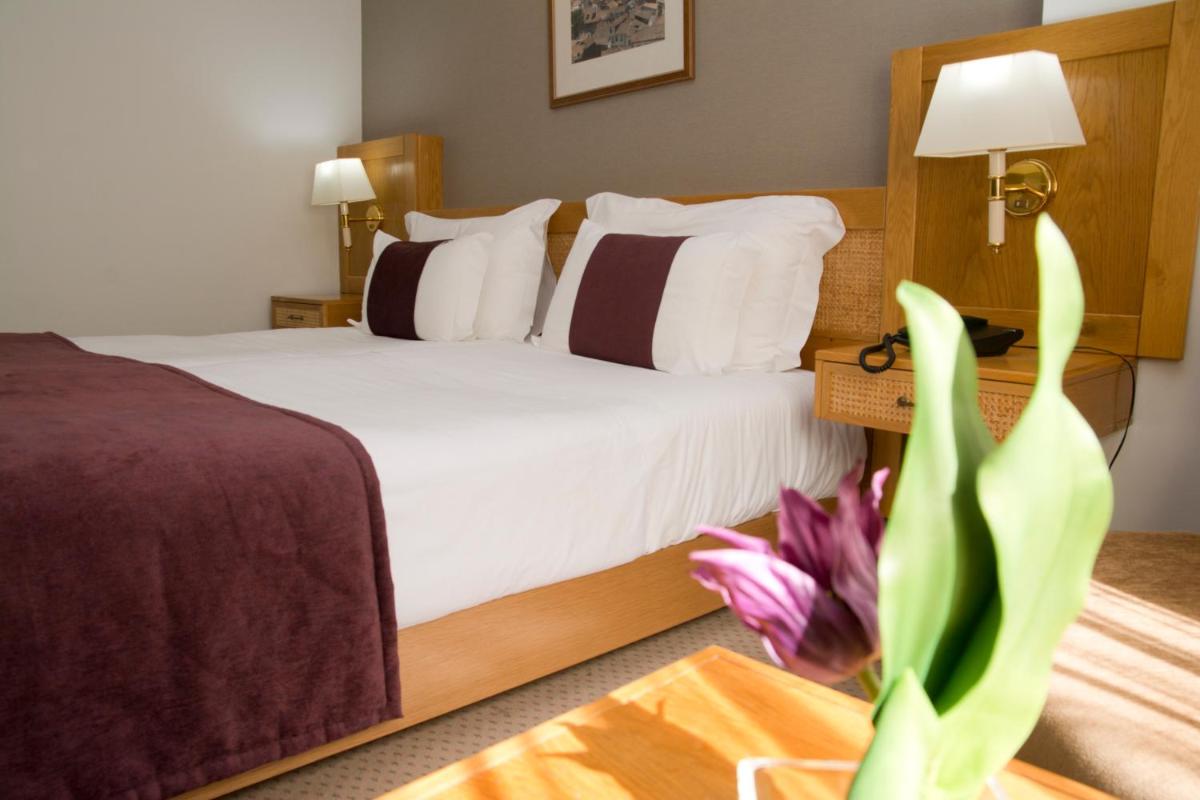 Hotel Rainha D. Amélia, Arts & Leisure - Housity