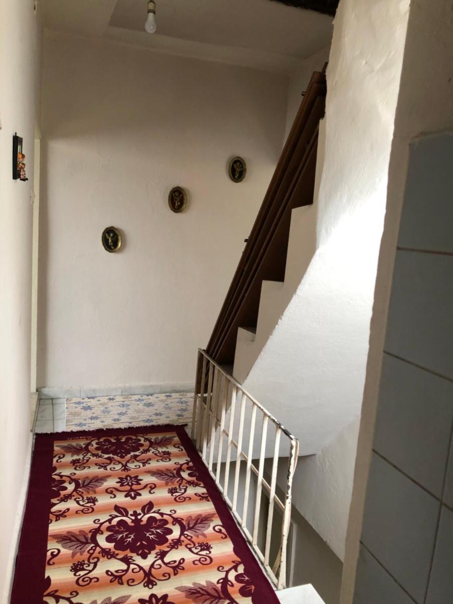 Sokak Lambasi - Housity