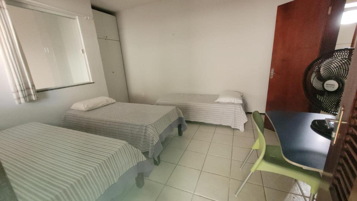 Pensionato Iracema - Condomínio Familiar - Housity