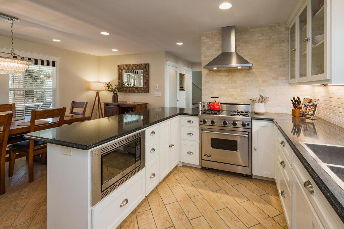 794 Lake View Drive Cabin at Vallecito Lake - Housity