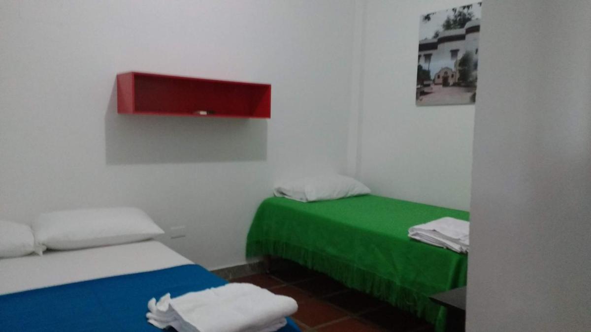 Hostal Santa Cecilia - Housity