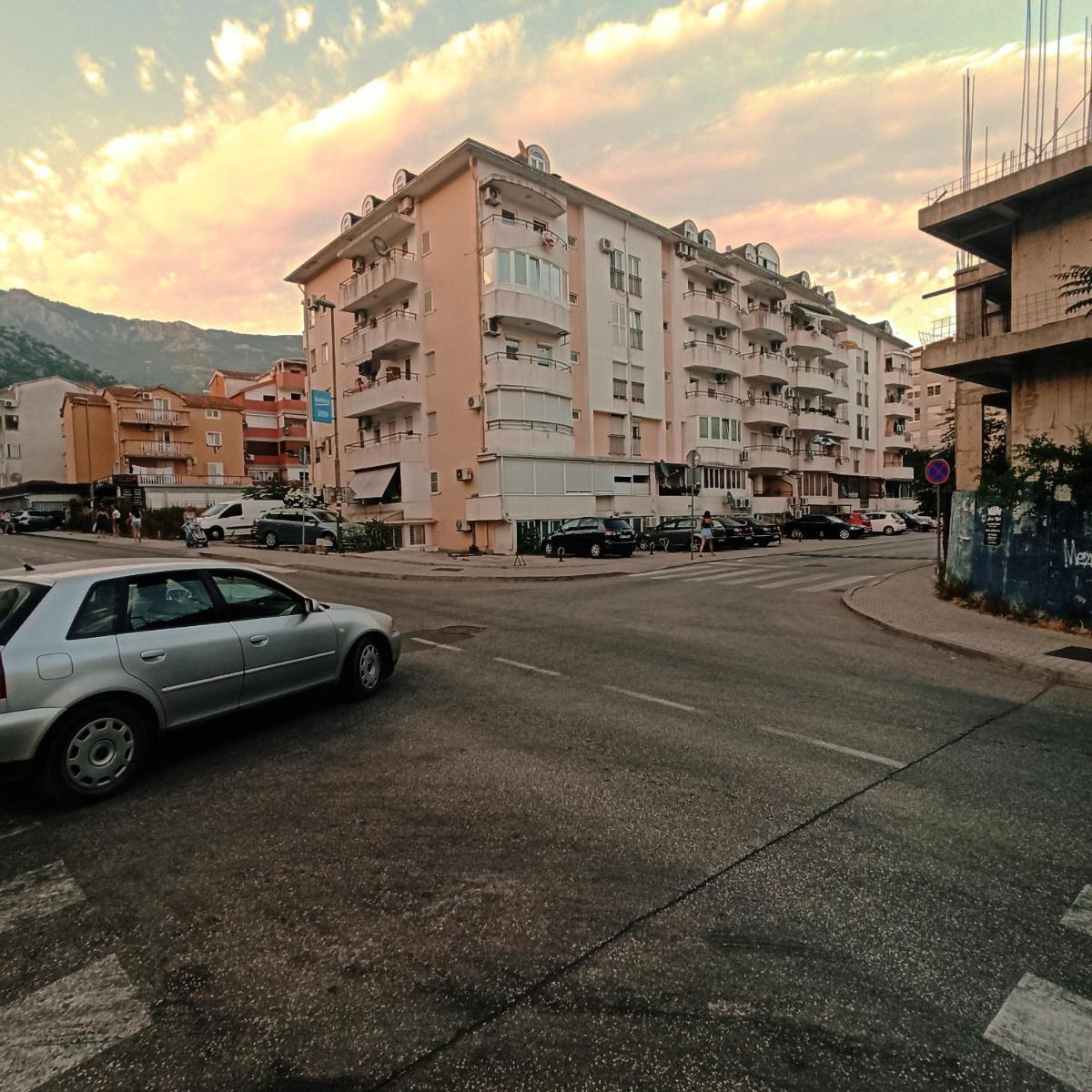 Apartman M Budva - Housity