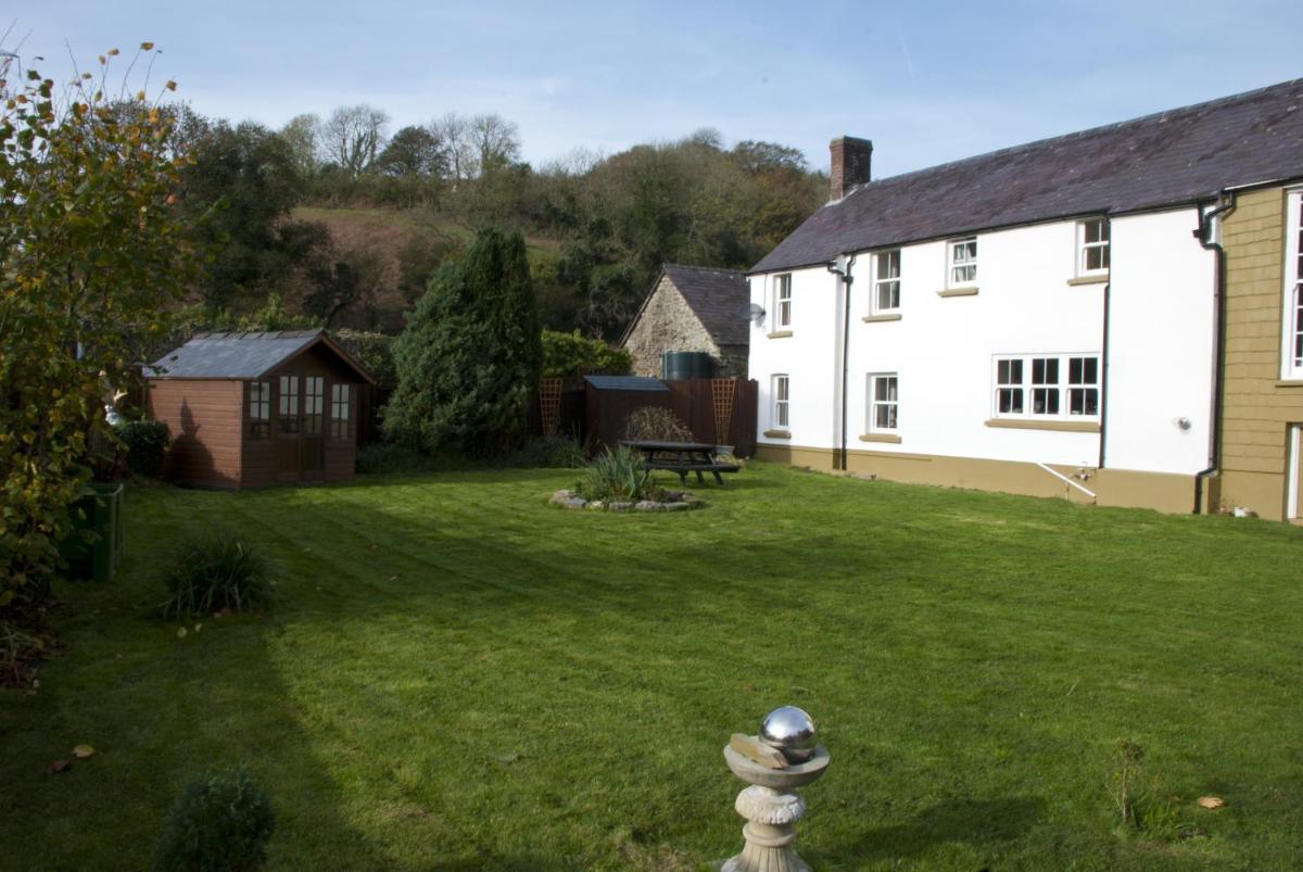 Picton-House - Housity