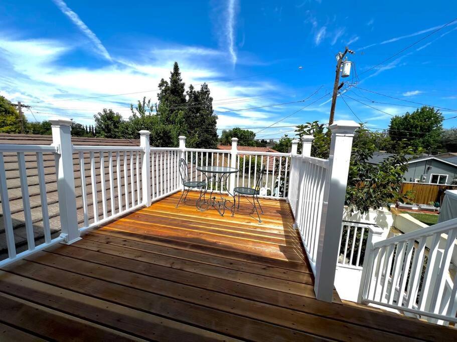 Fully remodeled 1 bedroom house - Housity