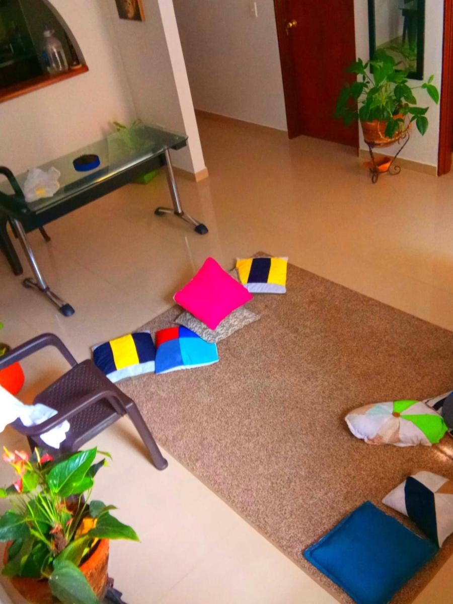 La Comunita-Cinema Hostel - Housity