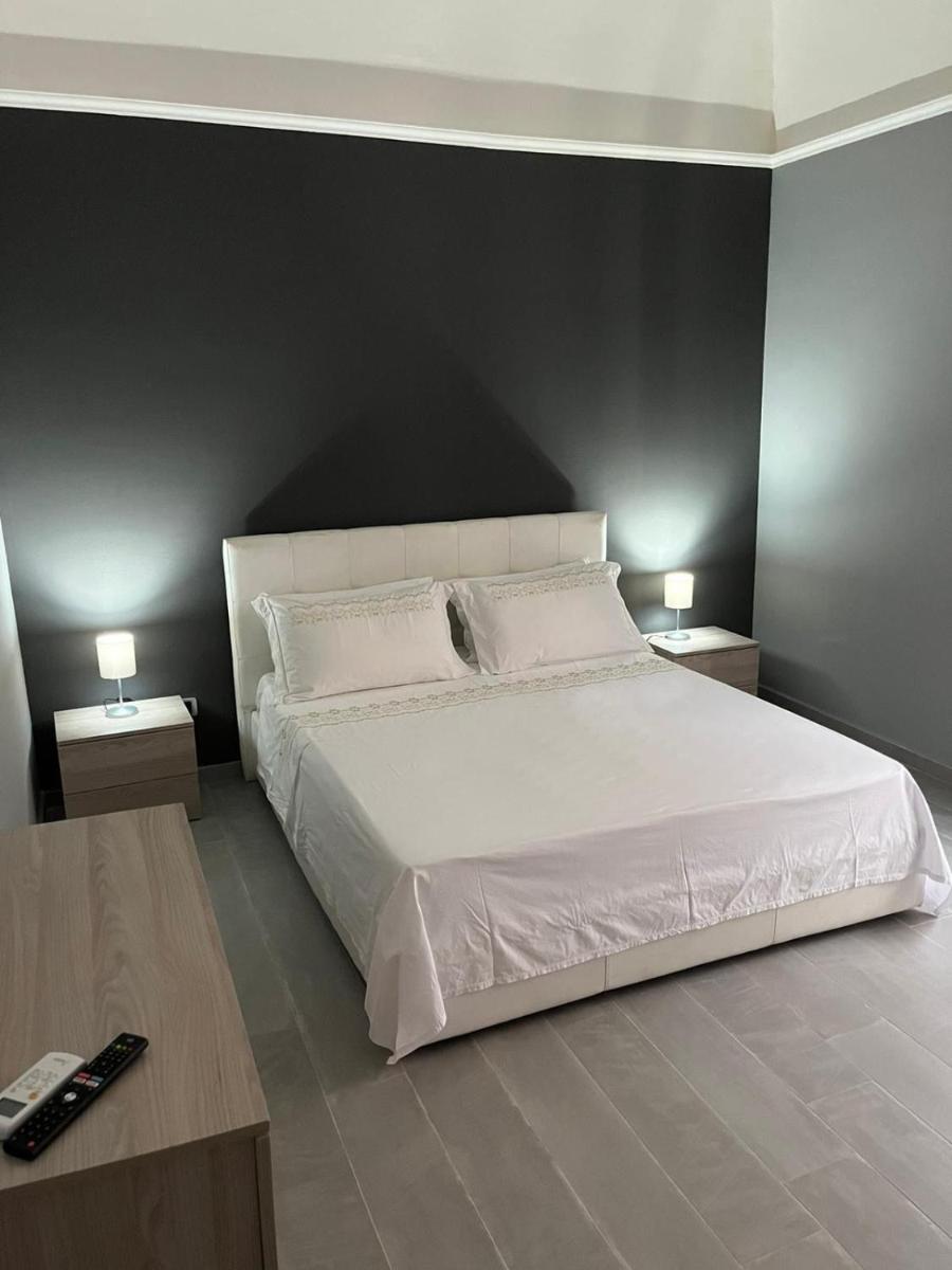Delia Apartment - Housity