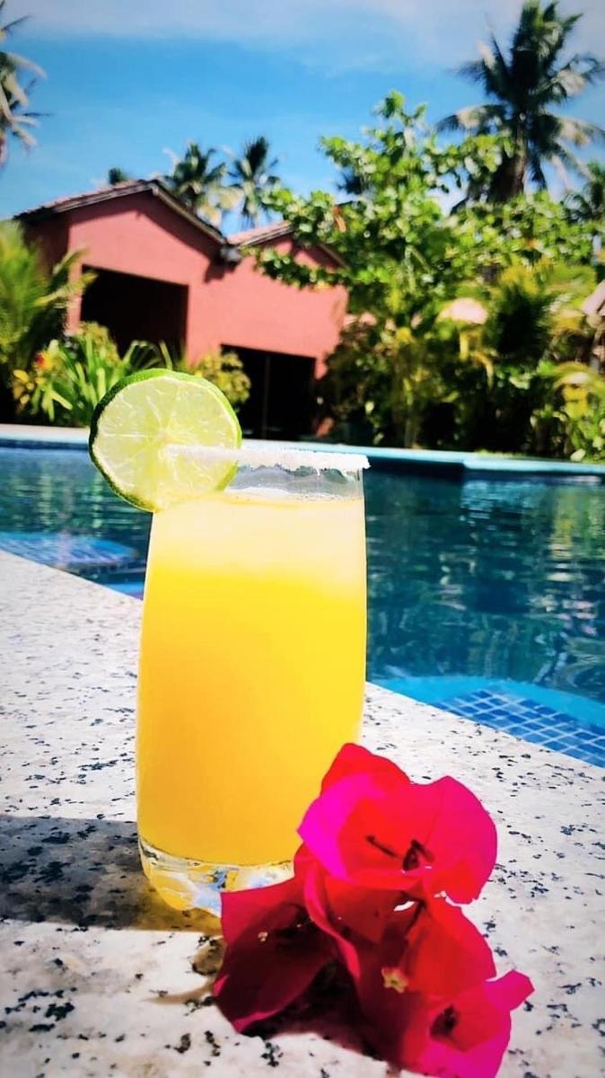 Sambo Mambo Beach Hotel - Housity