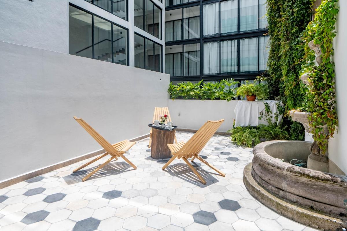 HOTEL LUCA - Housity