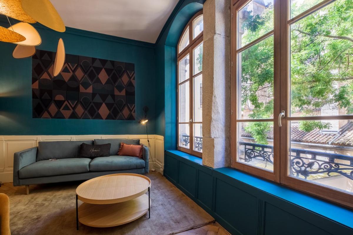 HONORÊ SUITE SAINT NIZIER - Housity