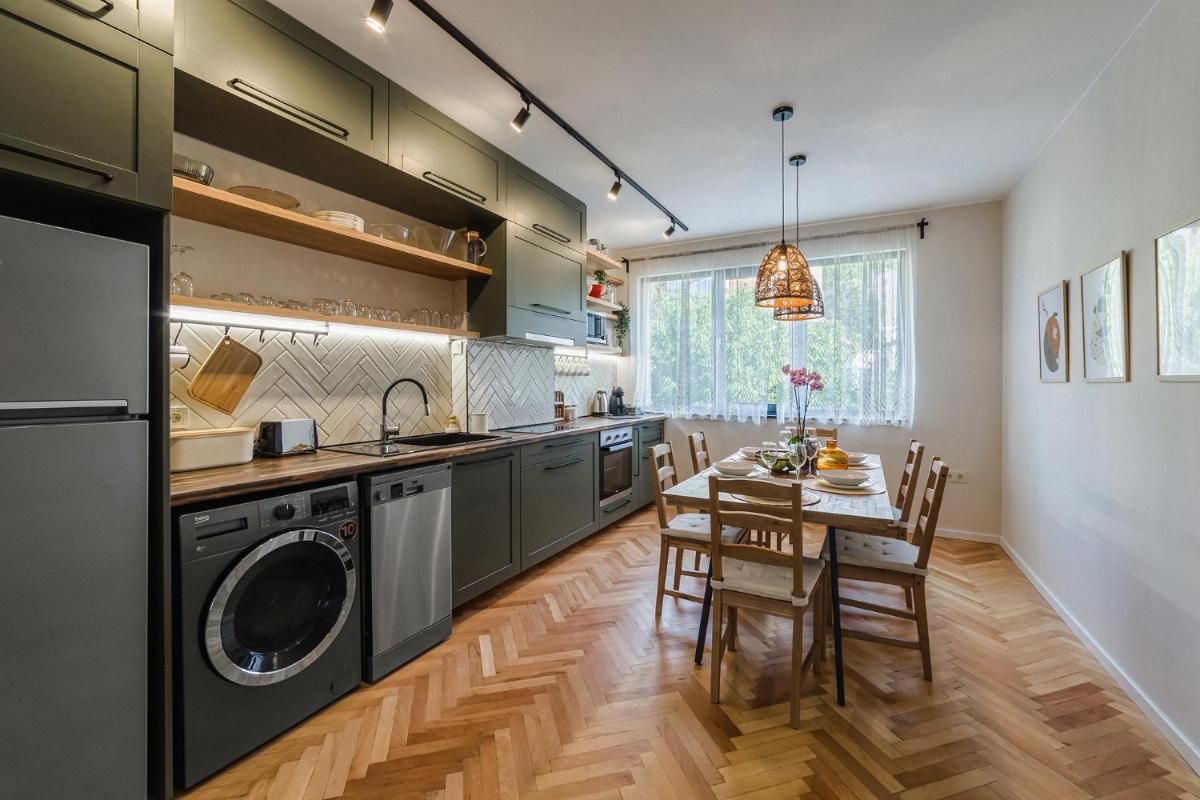 Bresto Guest Apartment - Housity