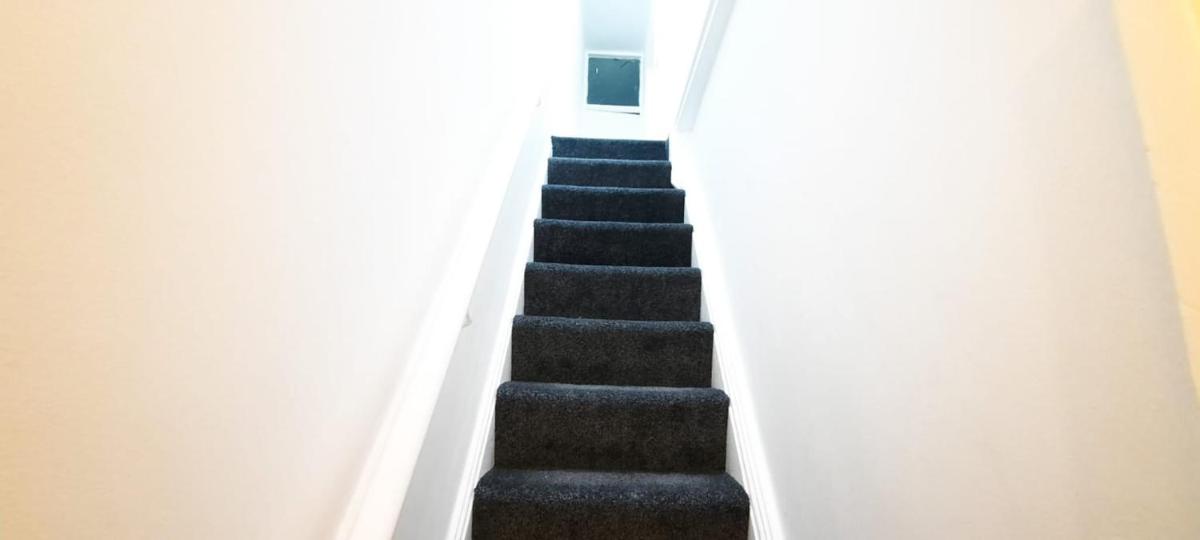 Charming 4-Bed House in Manchester - Housity