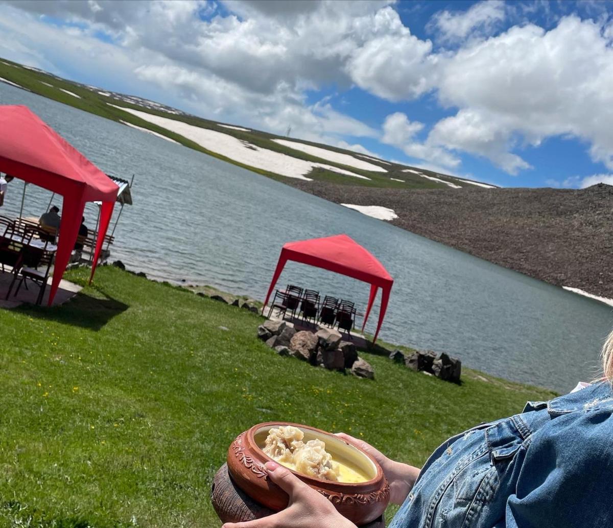 Mount Aragats - Housity