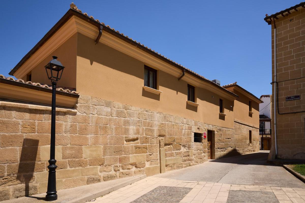Los Apartamentos del Palacio - Housity
