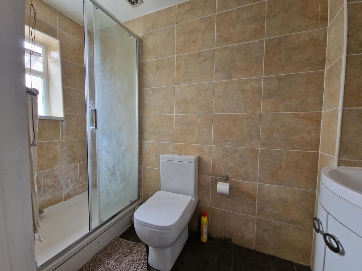Henley Road - Housity