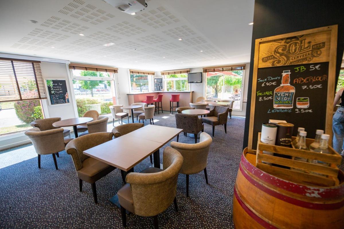Hostellerie Saint Vincent Beauvais Aeroport - Housity