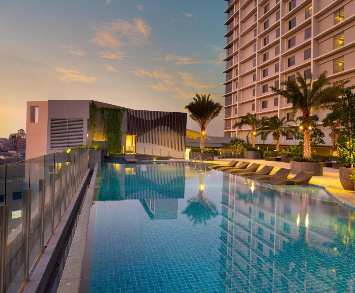 Holiday Inn & Suites Jakarta Gajah Mada by IHG - Hizvo