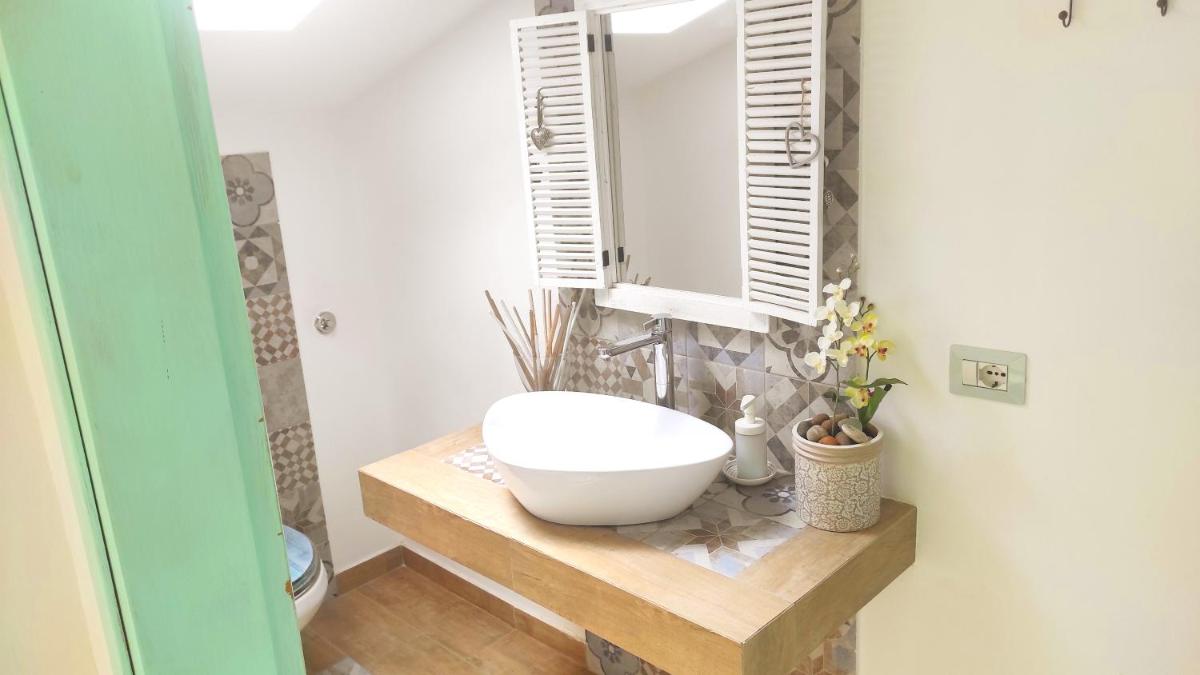 Chic & Beauty - Housity