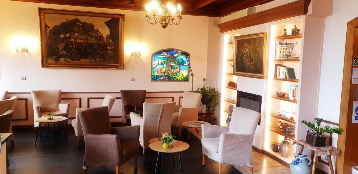 Coin salon dans l'établissement Hotel Munsch Restaurant & Wellness, Colmar Nord - Haut-Koenigsbourg