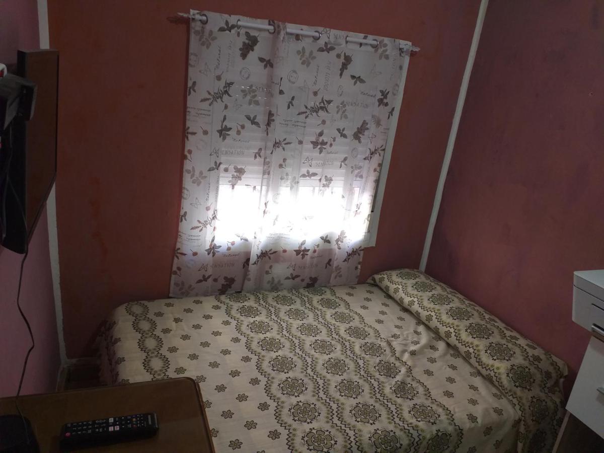 Room in BB - Private Holiday Apartment Madrid 03 - Housity