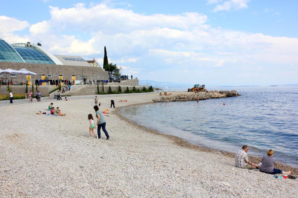 Apartments for families with children Viskovo, Rijeka - 18894 - Housity