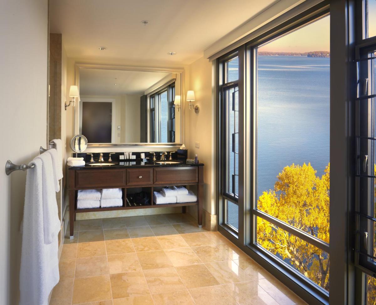 The Edgewater - Housity