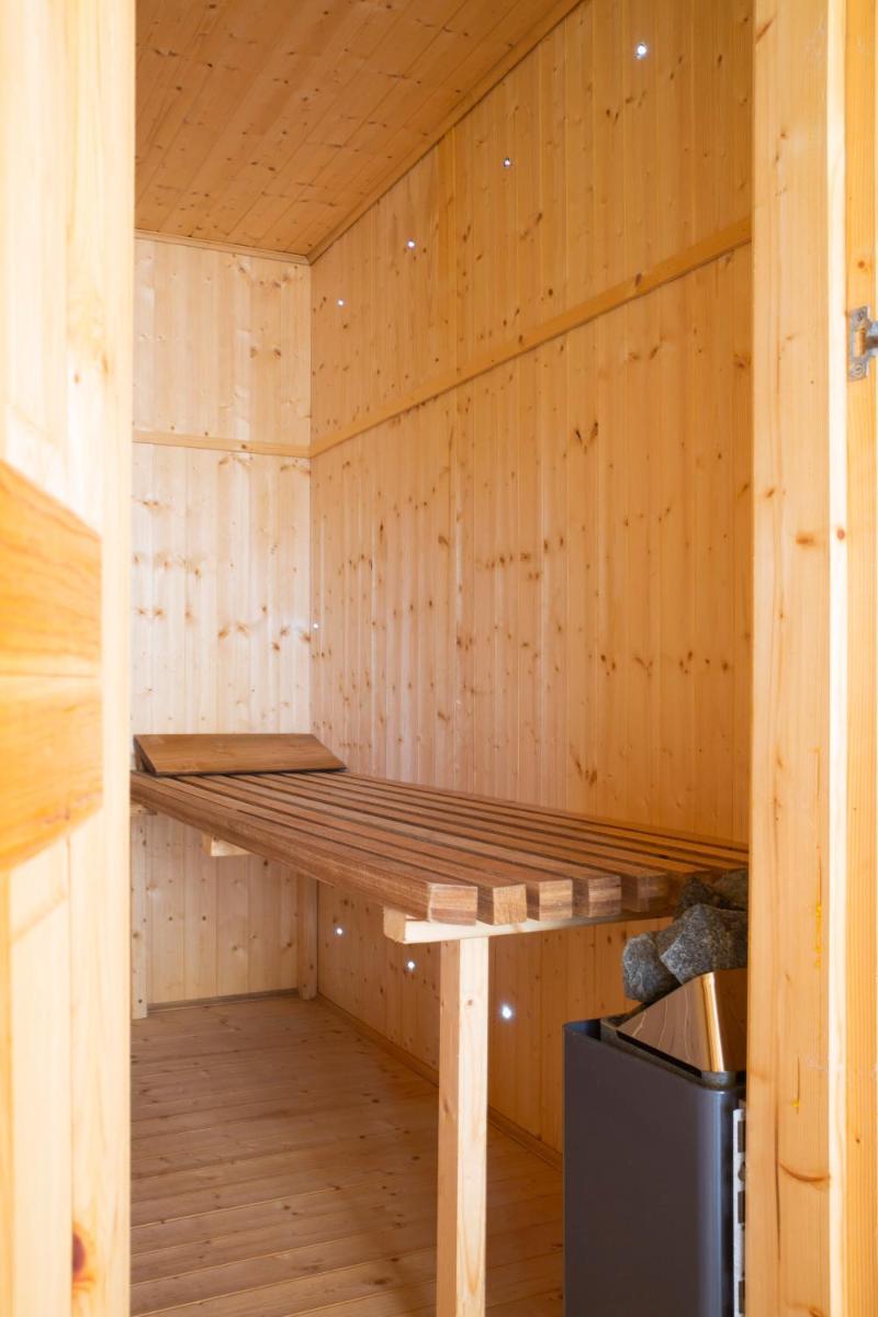 Stunning 4 bedroom country house - Hot Tub & Sauna - Housity