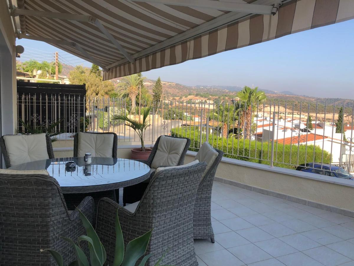 Peyia Palm Villa - Housity