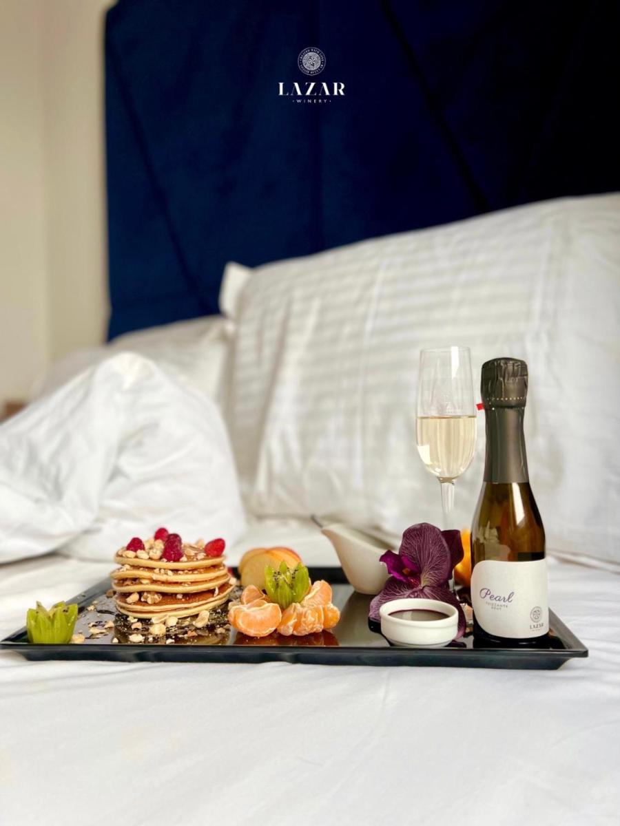 Lazar Winery Tourism B&B - Housity