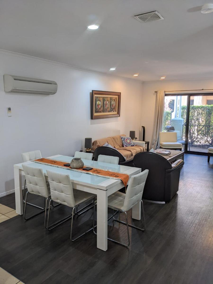 Mudjimba Beach Holiday Home - Housity