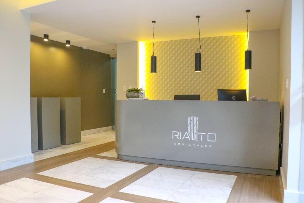 Suitetrails - Rialto Residences / pool and gym / Luxury Apartment