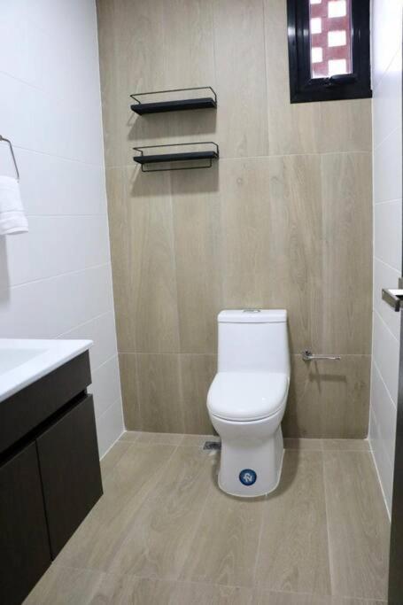 Rialto Residences / pool and gym / Luxury Apartment - Housity