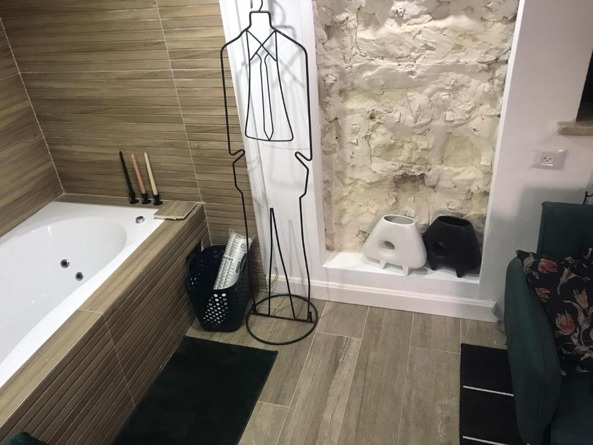 Boutique suites in the old city - Housity