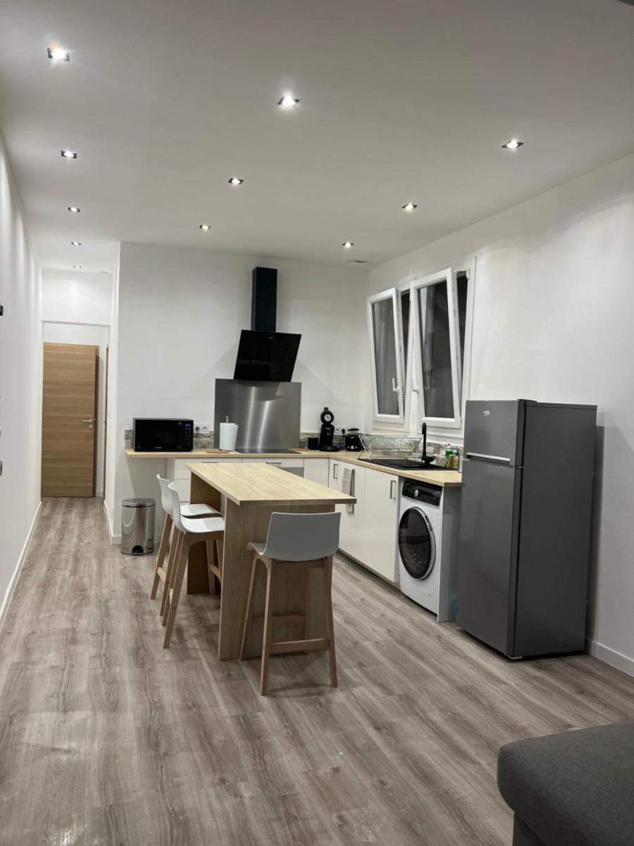 T2 Cosy aux pieds de Notre Dame de la Garde - Housity