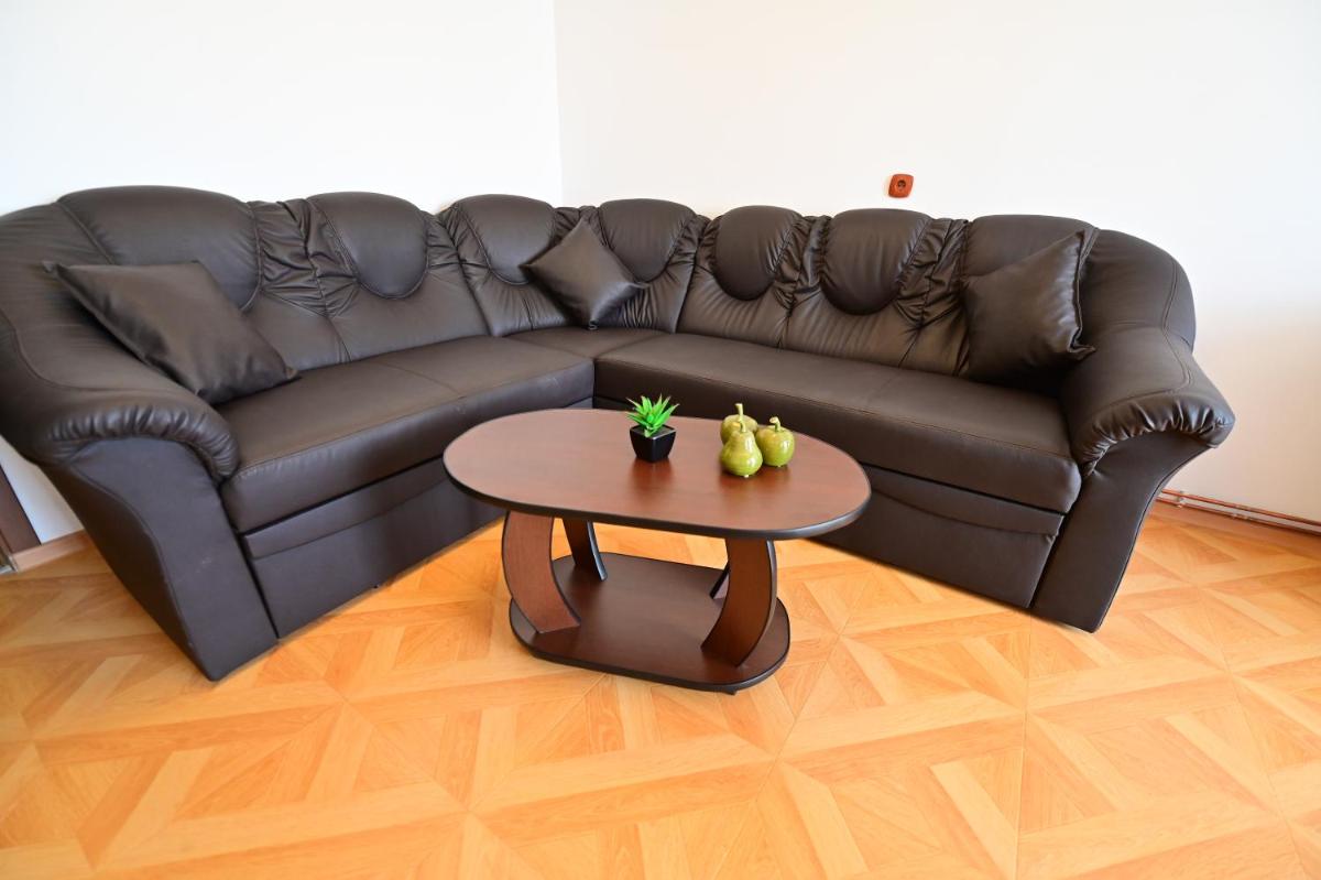 Vacation Apartment with free parking - Housity