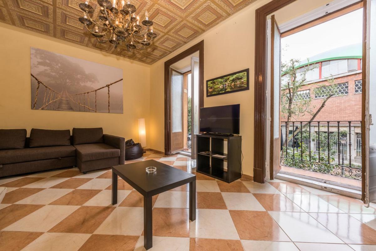 Grand Latina Apartment - Housity